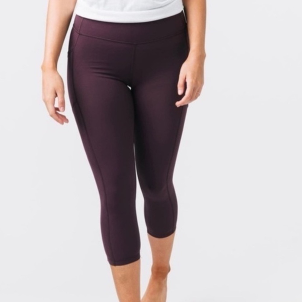 ZYIA Deep Purple Capris Sz-12 side pocket 
Active Athletic Athleticsure